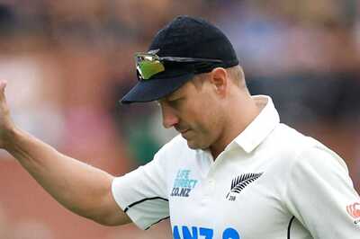 NZ vs AUS 1st Test: After Announcing His Retirement, Kiwi Pacer Neil Wagner Steps in as a Substitute Fielder