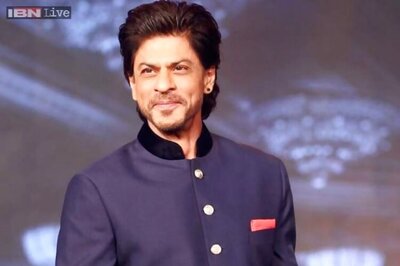 I find direction a very lonely job, very scared to do it: Shah Rukh Khan