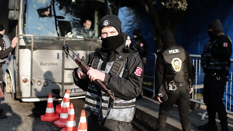 Turkish Policeman Tries to Kill Self in Hospital, Causes Panic