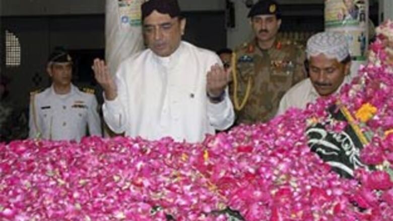 Zardari signs bill enforcing Sharia law in Swat