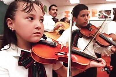 Music lessons enhance kids' memories