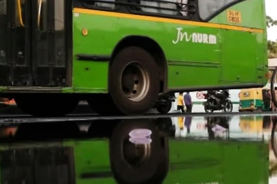 Delhi Woman Boards Bus In Bikini, Internet Can’t Believe It