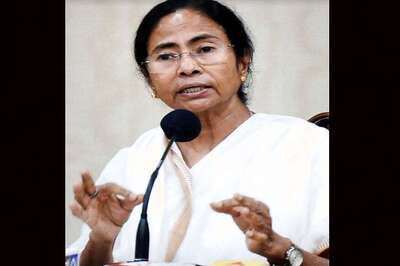Mamata Banerjee Urges President to Save People from Note Ban Hardship