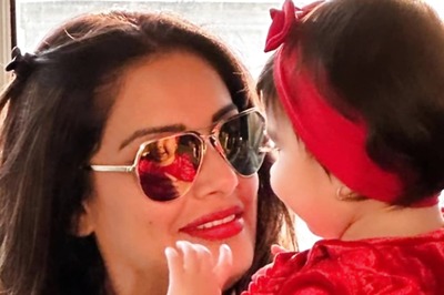 Bipasha Basu's Daughter Tries To Spell Her Name In Mom's Workout Video