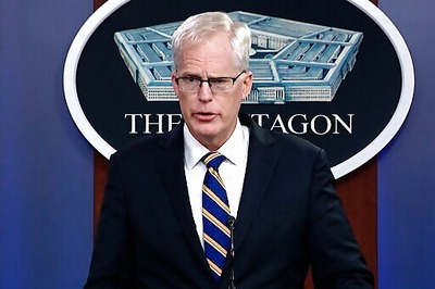 Acting Pentagon Chief Cites Risks During Troop Reductions