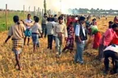 Fresh clashes at Tata's Singur project