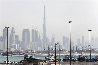 Abu Dhabi employees in fix over losing Dubai life