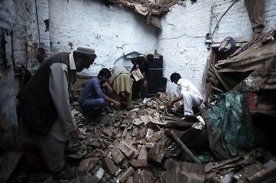 Death toll in Pakistan earthquake rises to 272