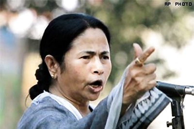 Financial package to Bengal a bunkum: Mamata Banerjee