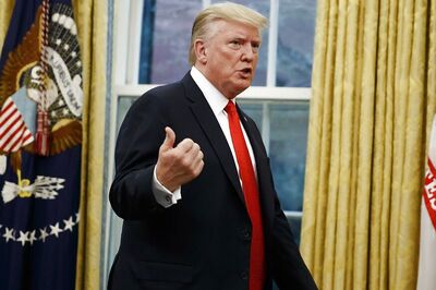 Determined to Access Trump's Calls With Putin, Other Leaders, Says Congress Amid Impeachment Inquiry