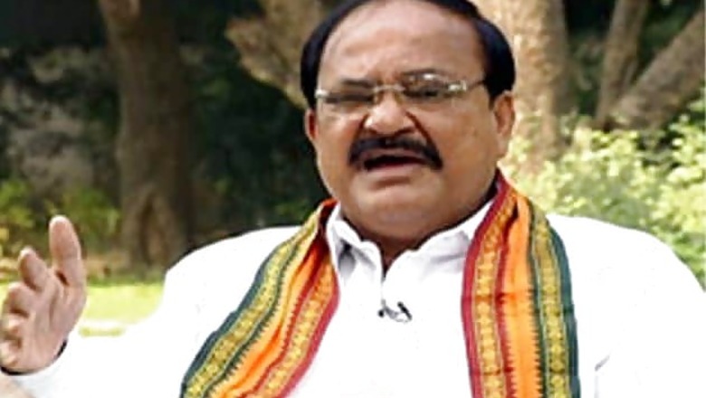 Centre to spend Rs 2 lakh crore on sanitation