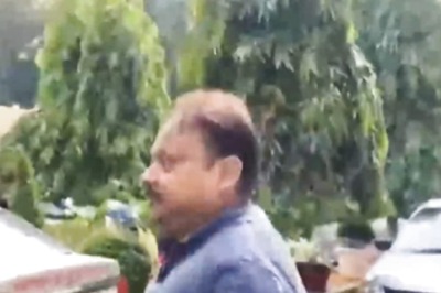 'Do You Know Sanjoy Roy': Cop Sprints To CBI Office, Dodging Media Queries On Kolkata Rape-Murder Accused | Watch