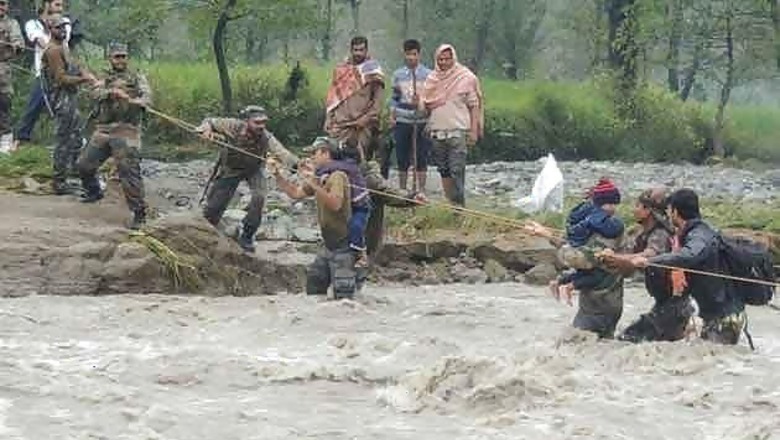 J&K: Army 'salutes' youths for support in flood rescue operations
