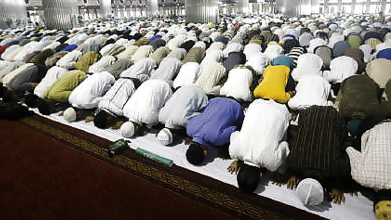Change prayer position, Indonesian Muslims told