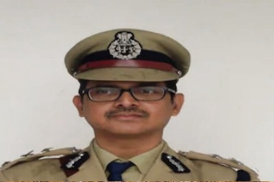 UP Govt Refuses to Share Information on Compulsory Retirement of Amitabh Thakur