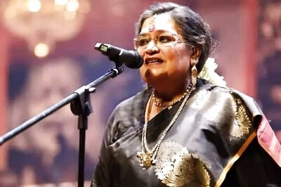 Usha Uthup Turns 75: From Hari Om Hari to Darking, Legendary Singer's All-Time Hit Songs