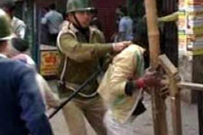 West Bengal poll violence toll reaches 20