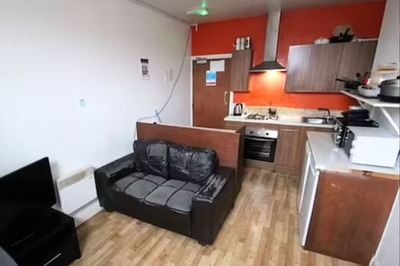 Luxury Liverpool Apartment Worth Rs 1.5 Crore To Be Auctioned At Just ...