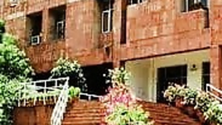 Clashes Between JNUSU, ABVP in the University Campus; Several Injured; FIRs Lodged