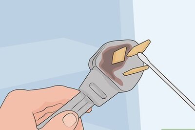 How to Fix Christmas Lights That Are Half Out