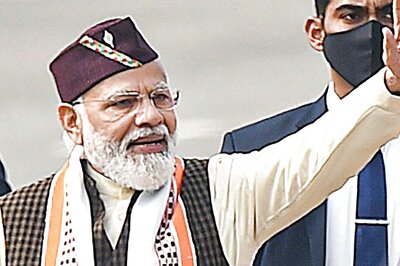 PM Modi Wearing Uttarakhand’s Brahma Kamal Cap on Republic Day Has Locals, Artisans Cheering