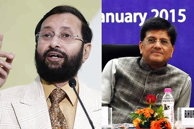 Javadekar, Goyal stranded at Kochi airport due to 'non-availability' of pilot