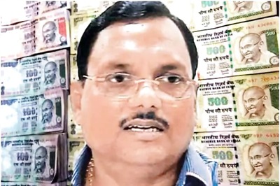 Tainted Noida Chief Engineer Yadav Singh Freed on Bail as CBI Claims Court Was Shut