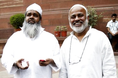 AIUDF chief Ajmal for grand alliance for Assam polls