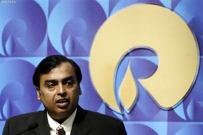 Ambani bets on 4G broadband in India, but risks abound