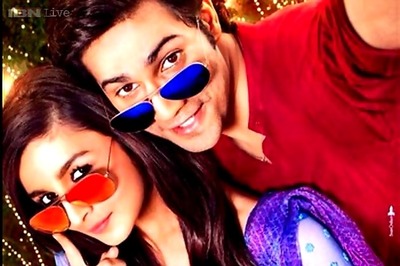 Not Arjun Kapoor this time! Alia Bhatt poses with Varun Dhawan for a selfie as they show off their chemistry in 'Humpty Sharma Ki Dulhania'