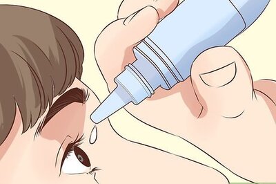 How to Repair Makeup After Crying