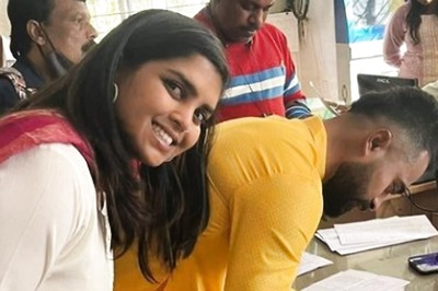 Veda Krishnamurthy Ties the Knot with Circketer Arjun Hoysala on her Late Mother's Birthday: See Photos