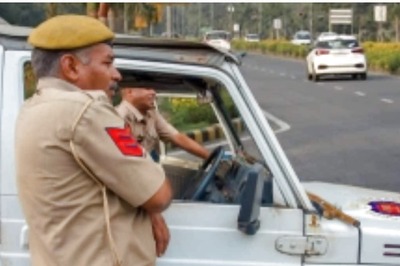 DCW Issues Notice to Delhi Police, Seeks FIR Details on Sexual Harassment Allegations Against WFI President