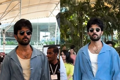 Vijay Deverkonda Looks Hot In Casual Outfit As He Gets Snapped At Airport; Watch