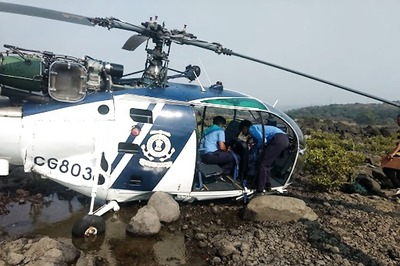 Coast Guard Helicopter Makes Emergency Landing at Murud in Maharashtra, All Members Safe