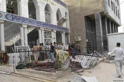 Attacks in Iraq kill over 40, sectarian tensions high