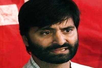 Separatist leader Yasin Malik denied immigration check to Nepal