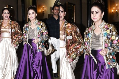 Urmila Matondkar Makes a RARE Public Appearance Amid Divorce Reports, Ditches Wedding Ring | Watch