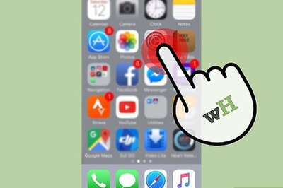 How to Turn Off Cellular Data for Skype on an iPhone