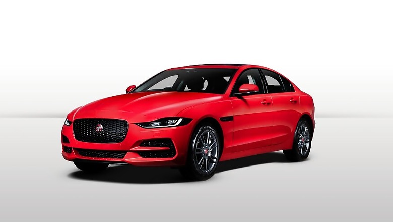 Jaguar XE Launched in India at Rs 44.98 Lakh