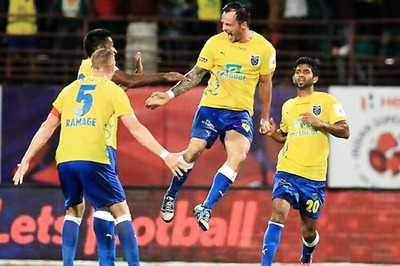ISL 2015: Kerala Blasters outclass league leaders FC Pune City