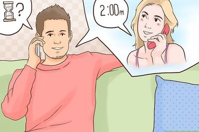 How to Flirt With a Girl on the Phone