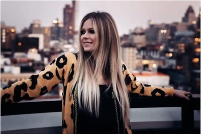 Avril Lavigne Dating Pete Jonas