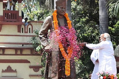 'Maa Ganga' called me to Varanasi, says Narendra Modi