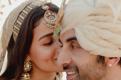Alia Bhatt Gets Her Wedding Date With Ranbir Kapoor Embroidered on Her Pallu, See Pic