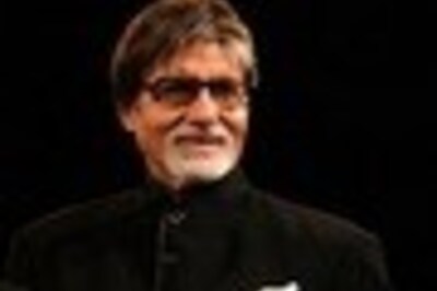 Village chief in UP complains against Big B