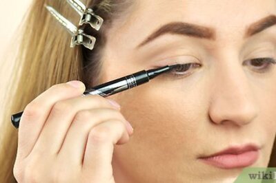 How to Do Half Eyeliner