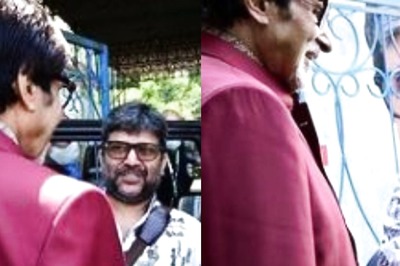 Amitabh Bachchan Meets Fan Who Printed His Iconic Dialogues on His Vehicle