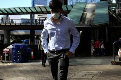 In Hong Kong, Omicron Spread from 2 Vaxxed Patients with No Contact Across Hotel Hall; Scientists Jittery