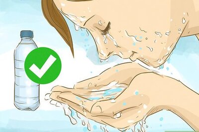 How to Get an Eyelash Out of Your Eye